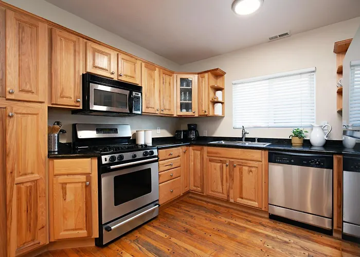 Hillcrest 3 Bedroom Charming Private Home By Shops & Restaurants