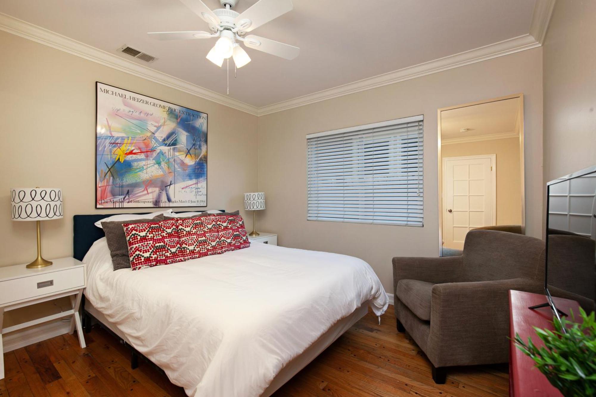 Hillcrest 3 Bedroom Charming Private By Shops & Restaurants Holiday home